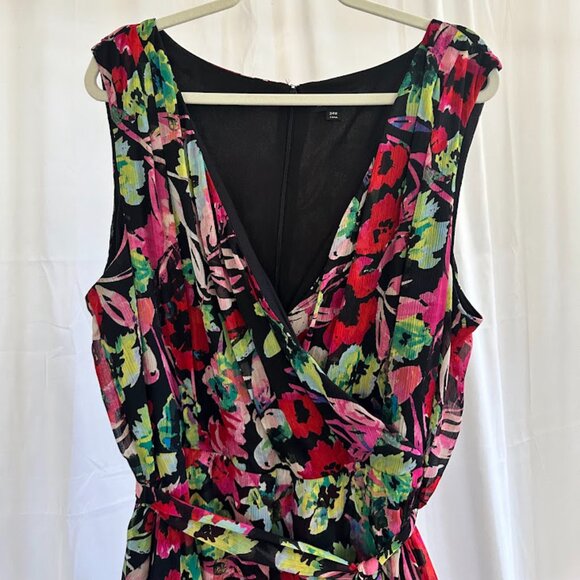 Tahari ASL Women's Plus 24W bright floral wrap front dress with ruffled skirt - Picture 8 of 13